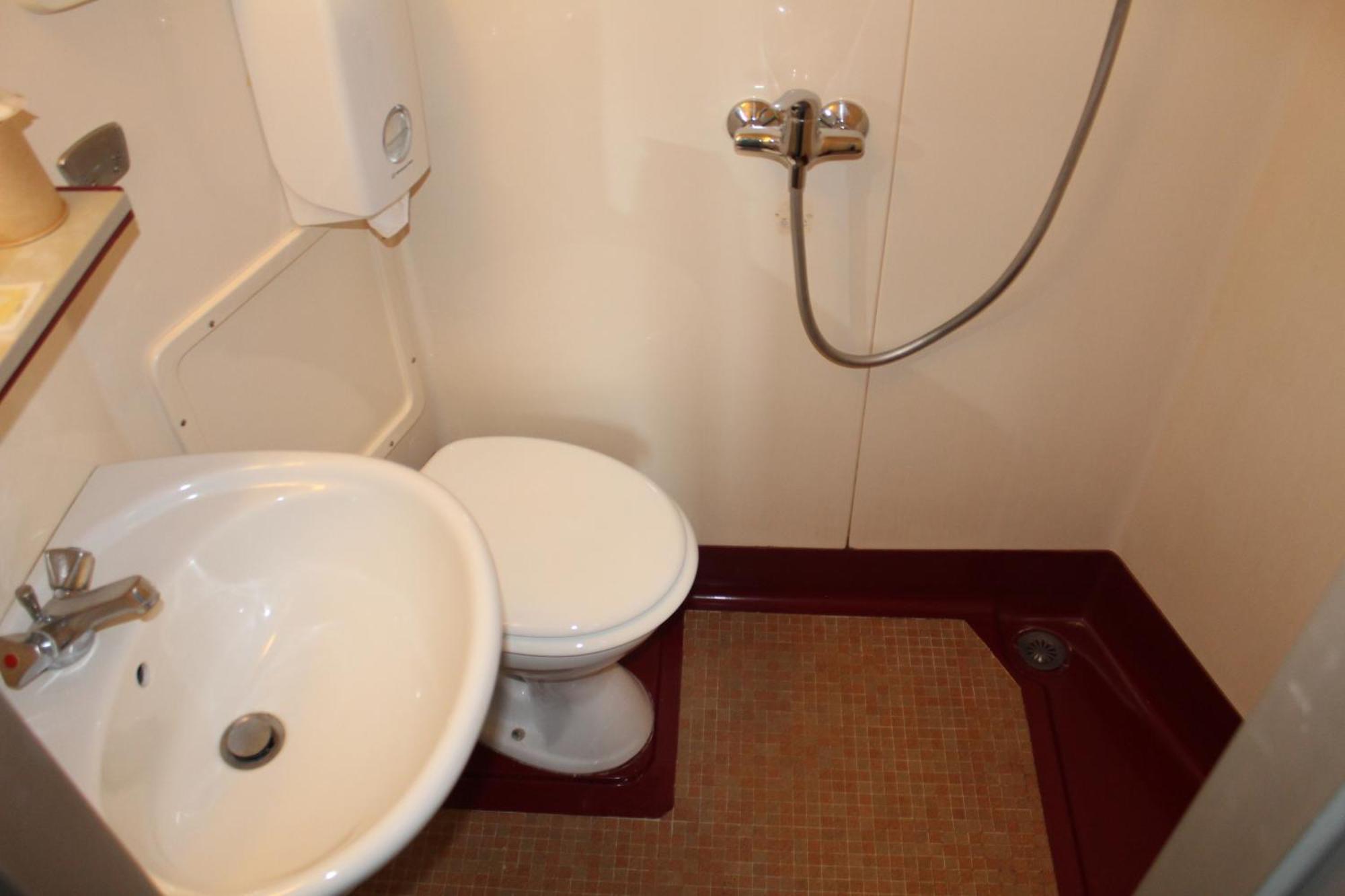 Hotel Des Pins ジュルヴィル・レ・パン 部屋 写真